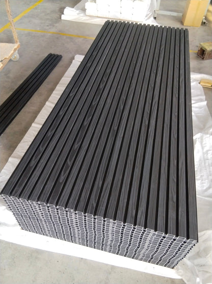 Outdoor Slatted Panel - Noir Black